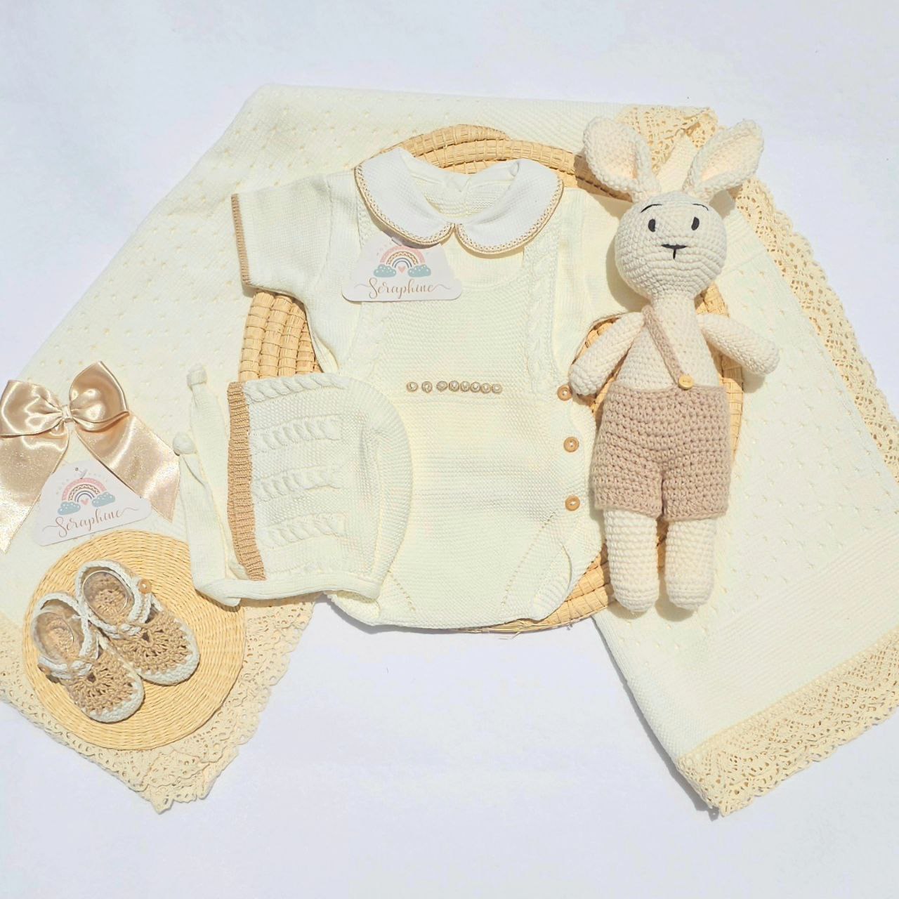 Canastilla de Recibimiento Beige