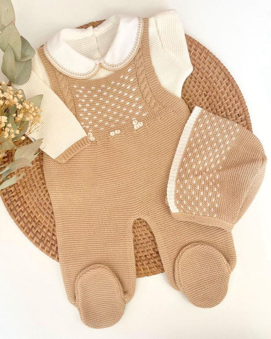 Peto Jacquard Camel con Beige
